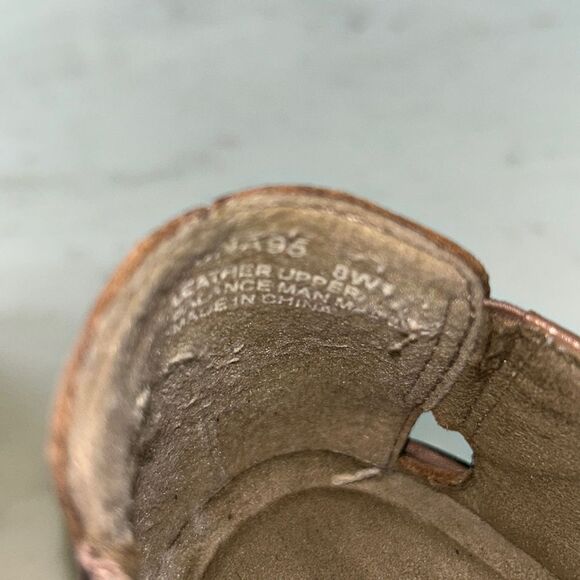 Naturalizer leather slip on taupe sandals size 8W‎ - Picture 7 of 9